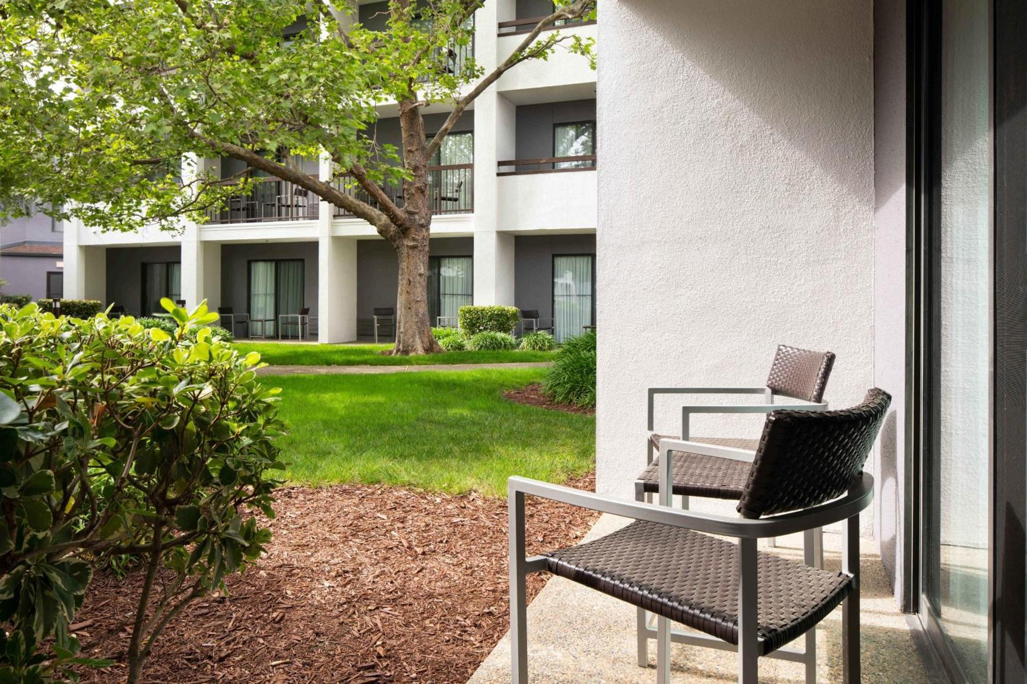 Courtyard By Marriott San Francisco Airport Hotel San Bruno Kültér fotó