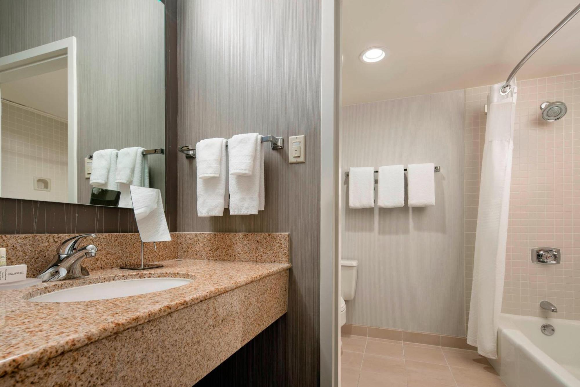 Courtyard By Marriott San Francisco Airport Hotel San Bruno Kültér fotó