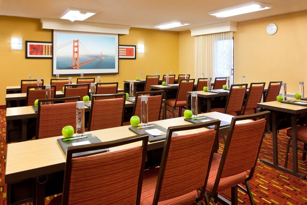 Courtyard By Marriott San Francisco Airport Hotel San Bruno Kültér fotó